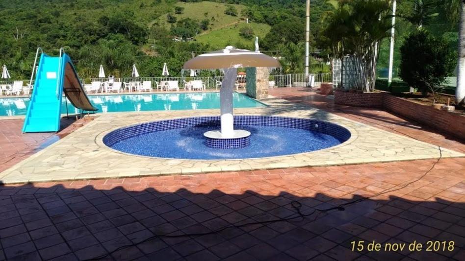 Flat Cavalinho Branco Com Piscina Aquecida 11M - 5 Min Da Praca Aparthotel Águas de Lindóia Buitenkant foto